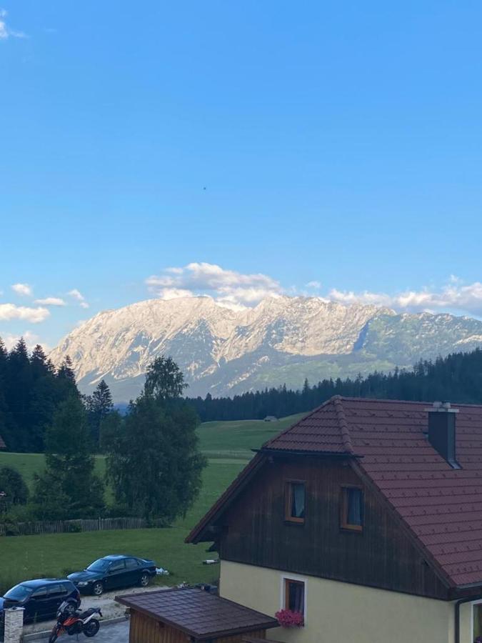 Ferienwohnung Grimmingblick - Auszeit Vom Alltag Obersdorf Exterior photo